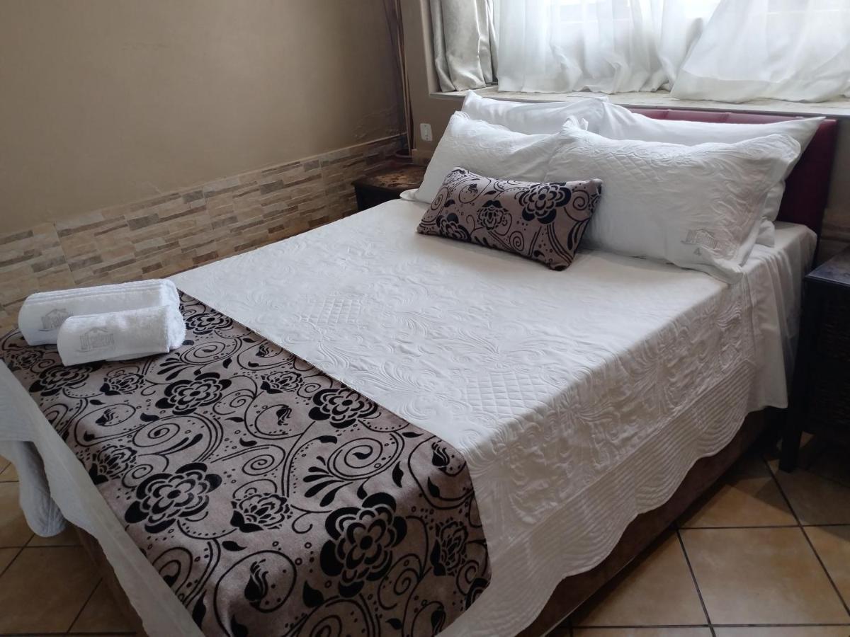 Ditsaleng Bed And Breakfast Vanderbijlpark Exterior foto